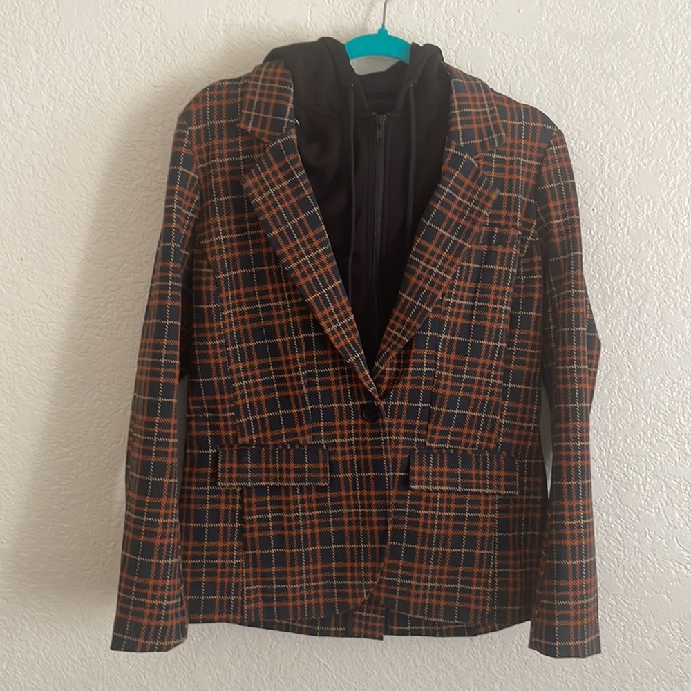 A patterned Blazer! In great condition new with tag!